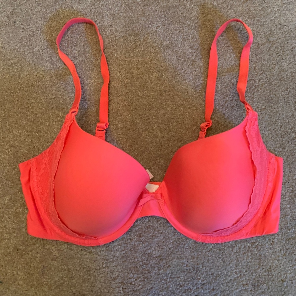 Victoria’s Secret Demi Bra